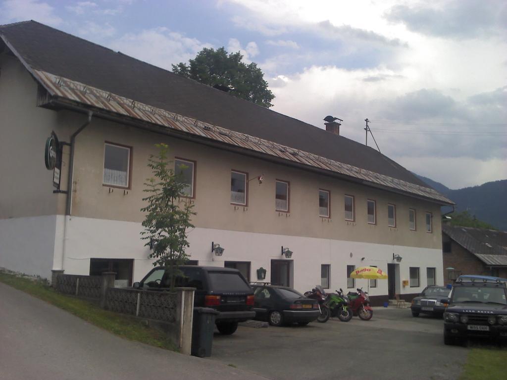 Gasthof Dorfwirt Hotel Hermagor Kültér fotó